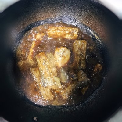 炖带鱼的教程,家常炖带鱼窍门