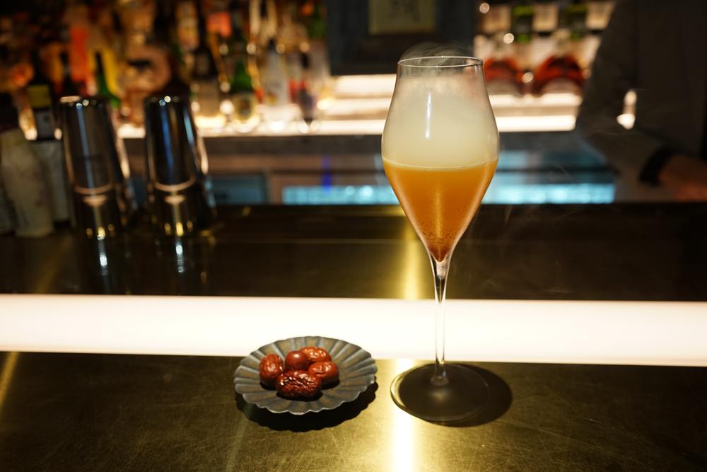 火锅、糖油果子、甜皮鸭、辣椒面......这些在成都酒吧喝的酒,yyds