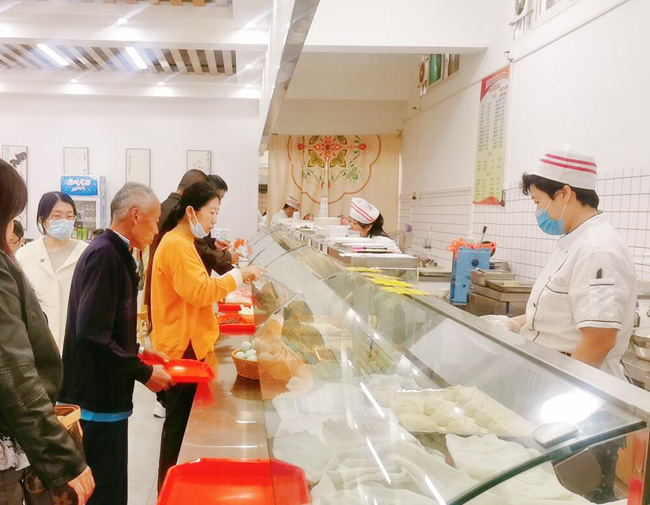 闪光在基层,让青春在基层奉献中闪光