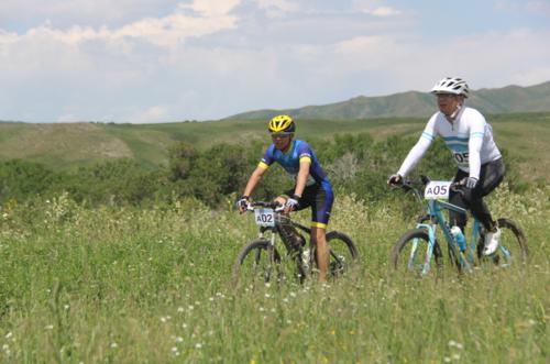 九师塔城额敏冰雪文化旅游节,额敏县农九师一六五团十里花海