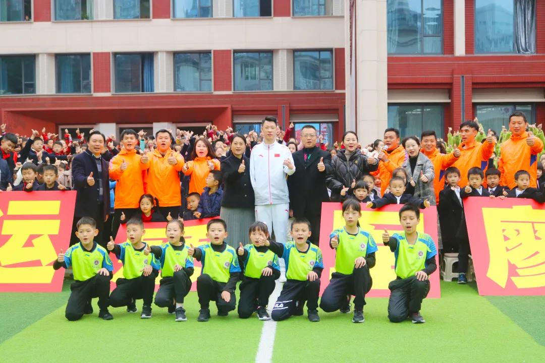 巴蜀小学体育,巴蜀小学运动会开幕式