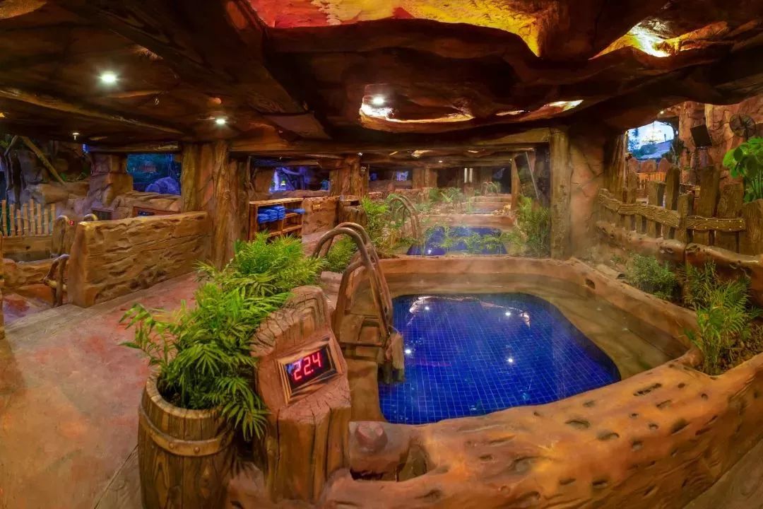 中秋国庆仅138元，两人同行玩转5A长鹿旅游休博园+童话动物王国