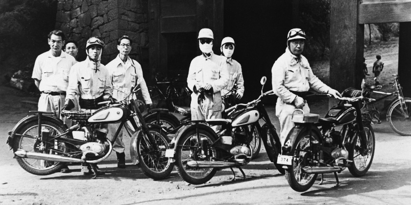 百年雅马哈传奇背后，挑扁担走260公里山路，给清朝贝勒爷送琴