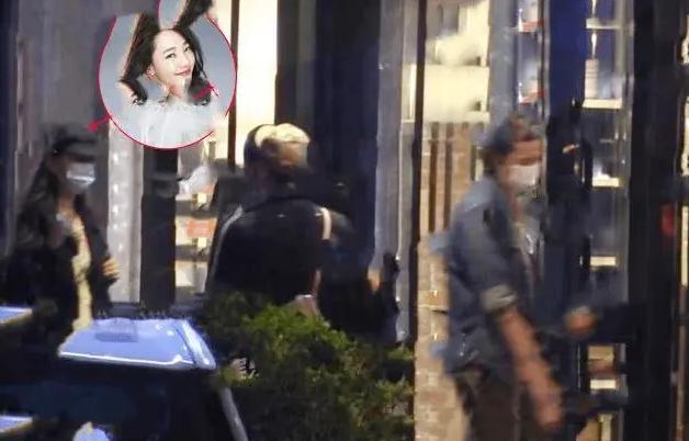 “一指禅”后，白百何频曝新恋情，上演“摸臀杀”的张爱朋去哪了