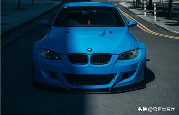 「毂锐驰」一台融入了JDM元素的宝马E93335i