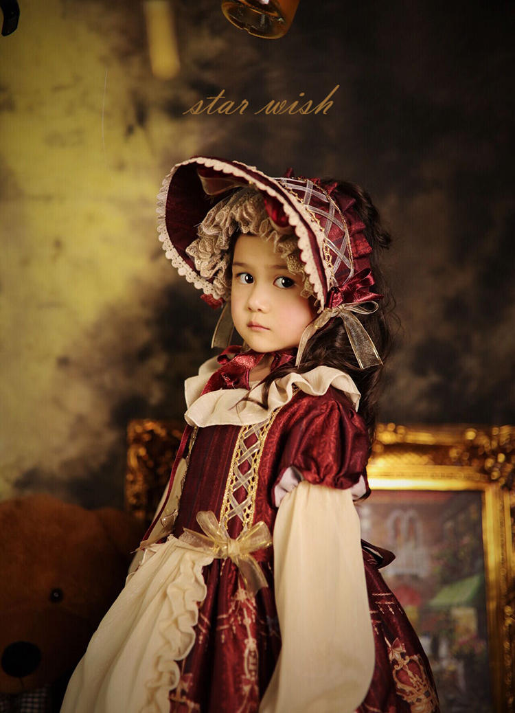 小宝宝穿上洛丽塔,小女儿可以穿的洛丽塔