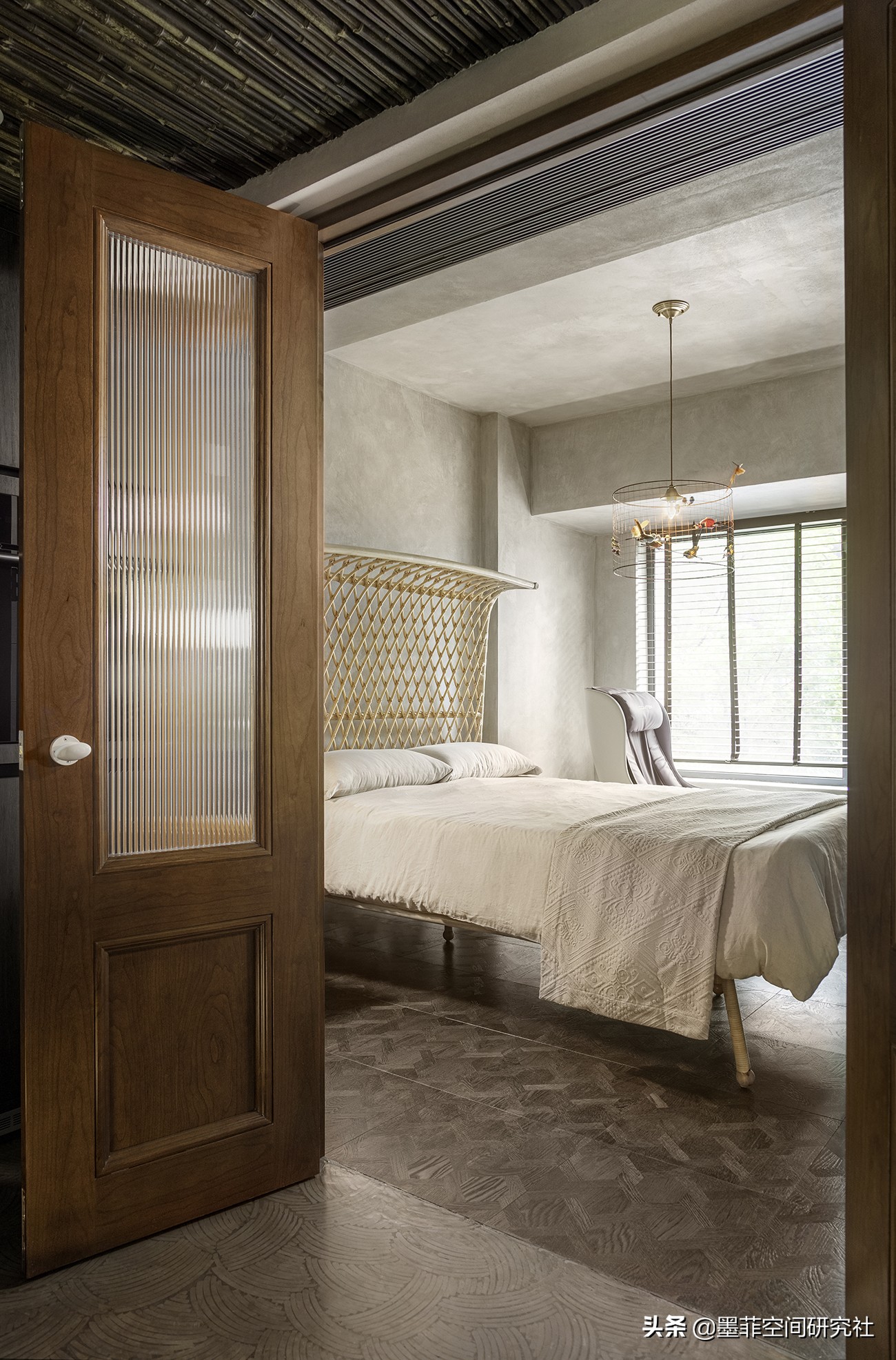 墨菲的家|客厅里有个“坑”,我的新材料试验场