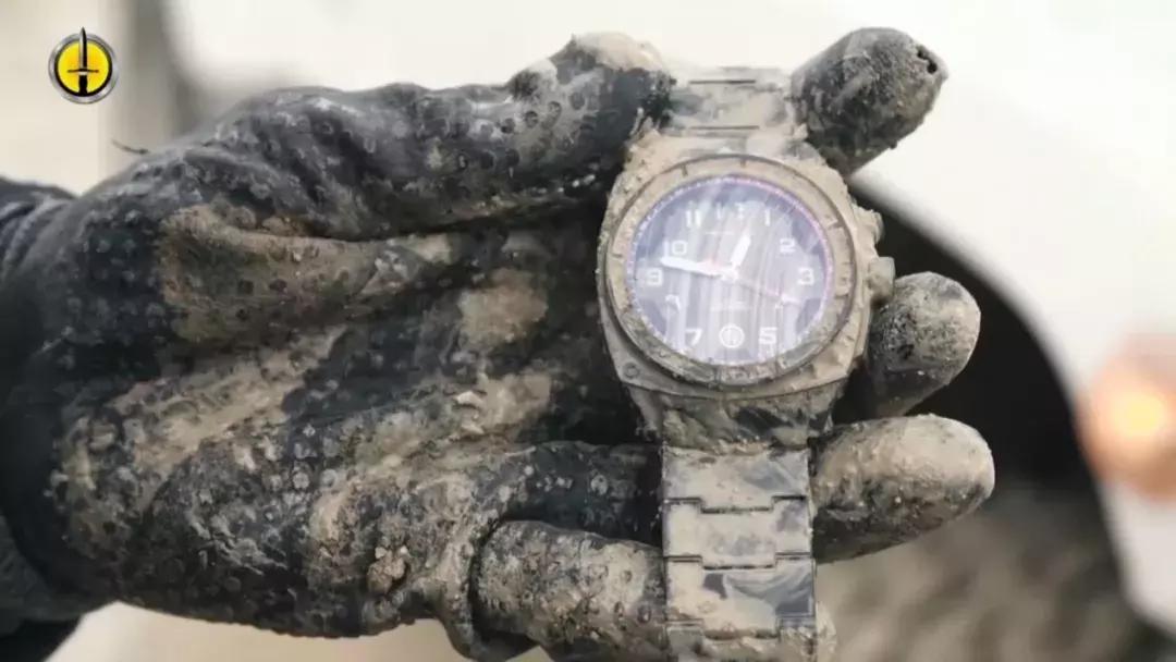 手腕细适合戴大表吗,手腕细适合戴多大的表