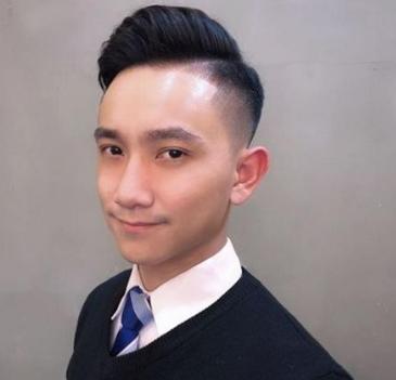 2020最火短发男寸头两边铲烫发,男生夏季发型两边铲刘海