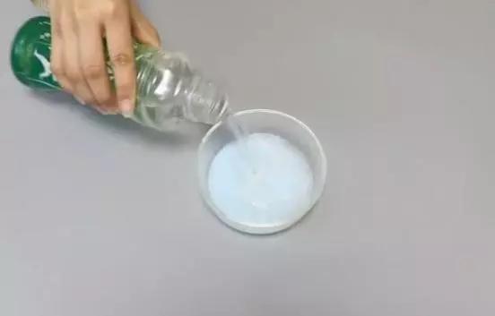 不管厚棉被多脏不用拆不用洗,陈年老棉被脏了怎么清洗