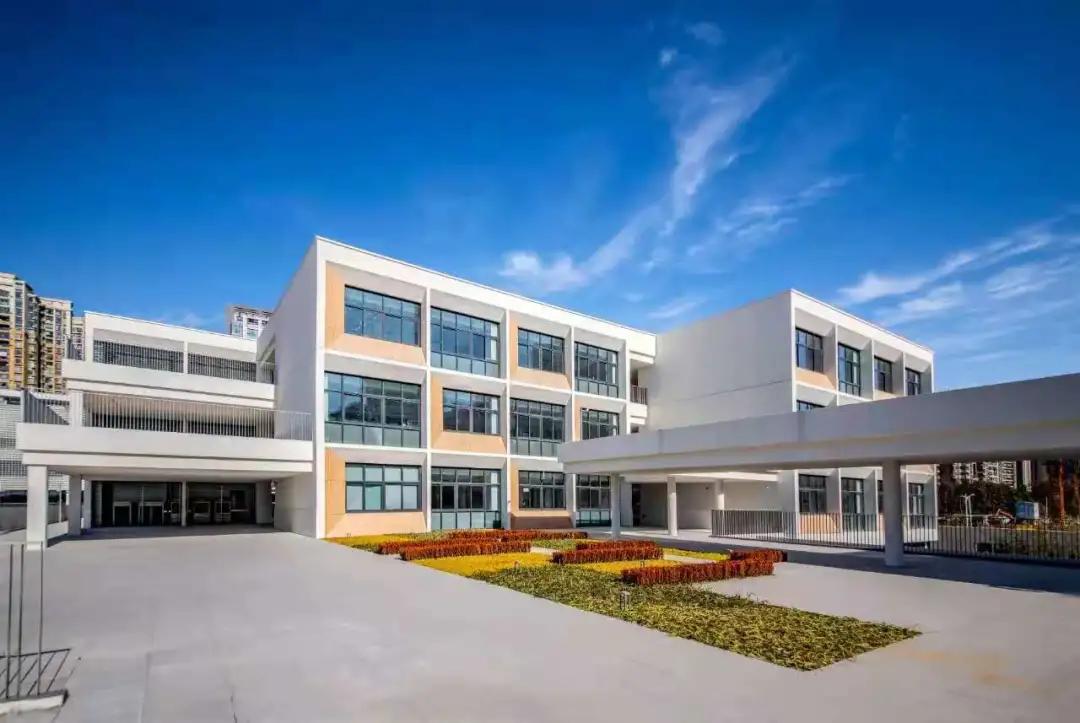 绿城实验学校,开学了学校