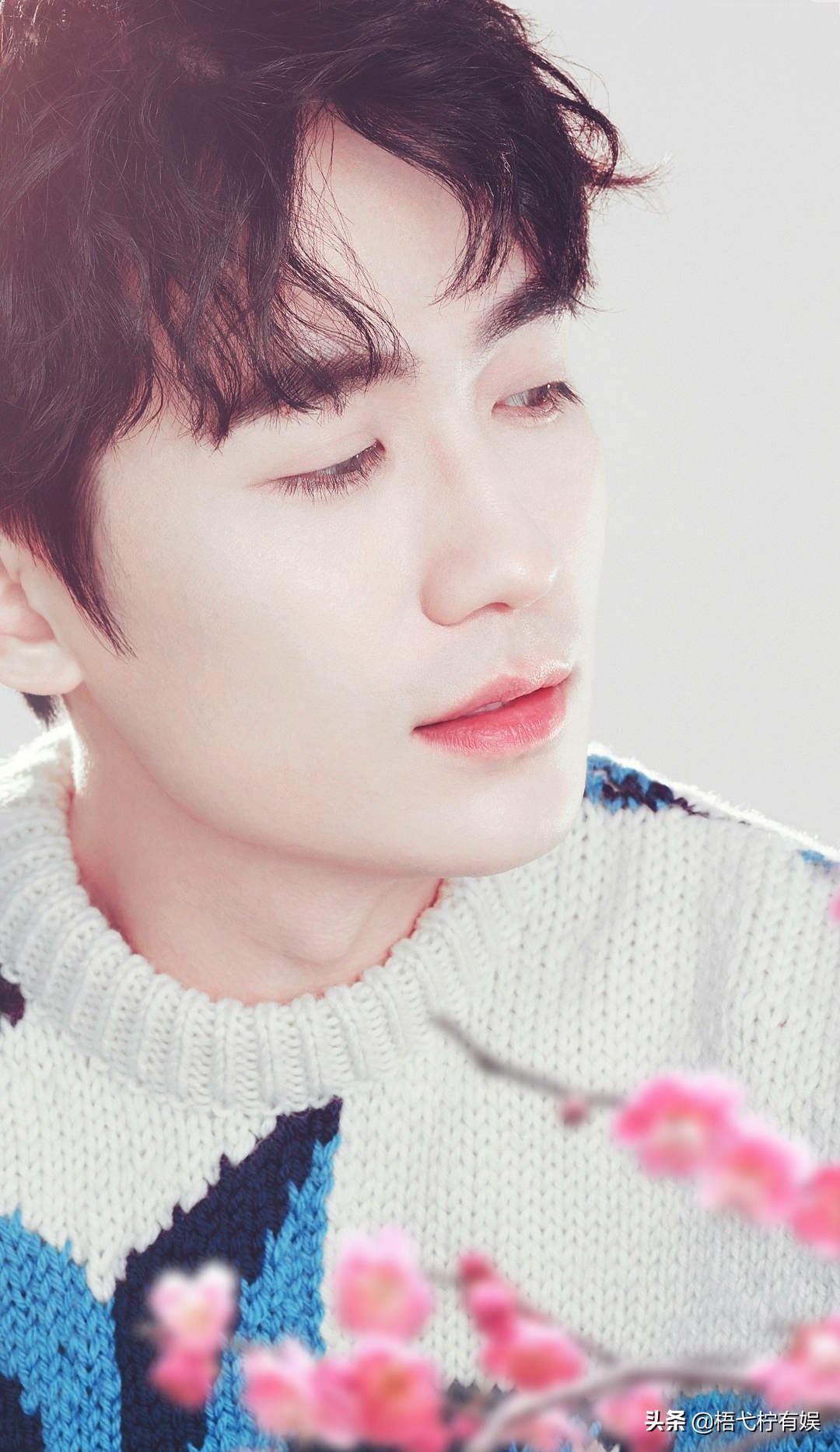 朱一龙获最受关注度演员,眉眼好看的男明星朱一龙