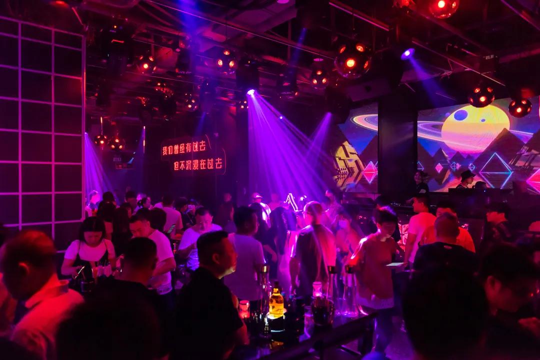 潮人聚集的夜店,潮咖云集