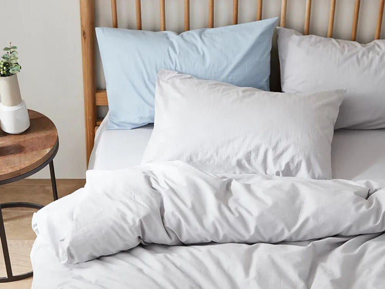 夏天适合什么样的被子和床单,夏天睡什么床品好