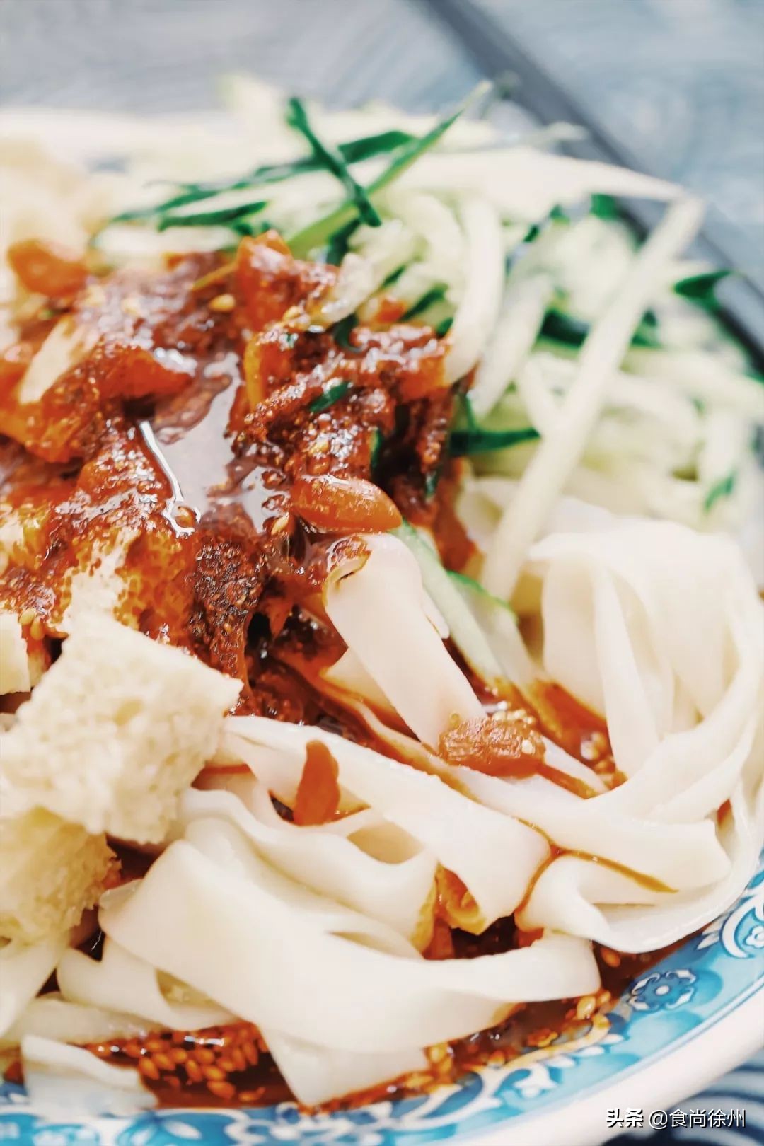 创历史！徐州凉皮开到悉尼！健身私教烹制的美味，还有变态辣……