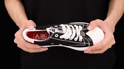 34年老牌鞋厂跟匡威正面刚！年销2000万双，暴走8小时不累脚