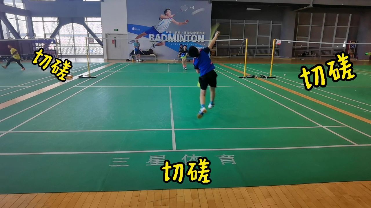 羽毛球装备重要程度,羽毛球进阶球拍