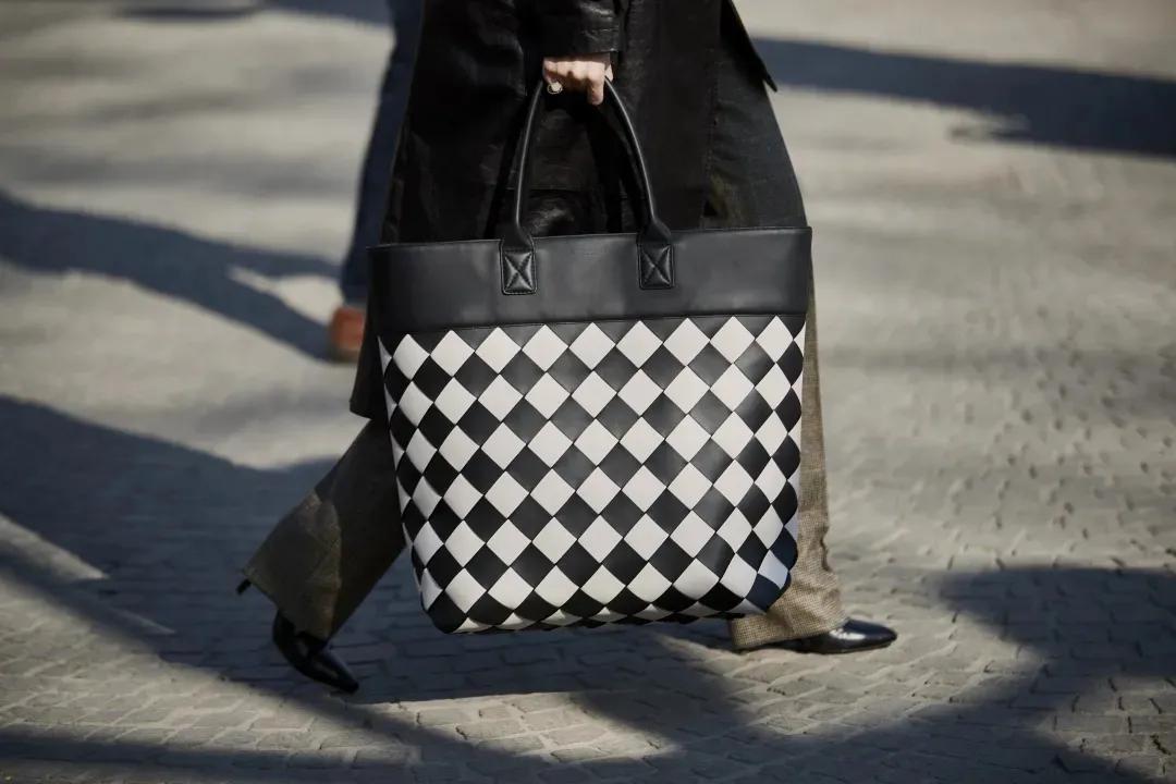 今年为啥流行棋盘格,棋盘格现在还流行吗