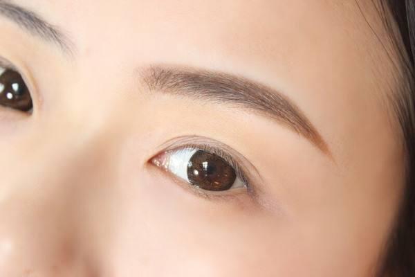 手把手教你零基础化妆,毁妆容的正确化妆方法