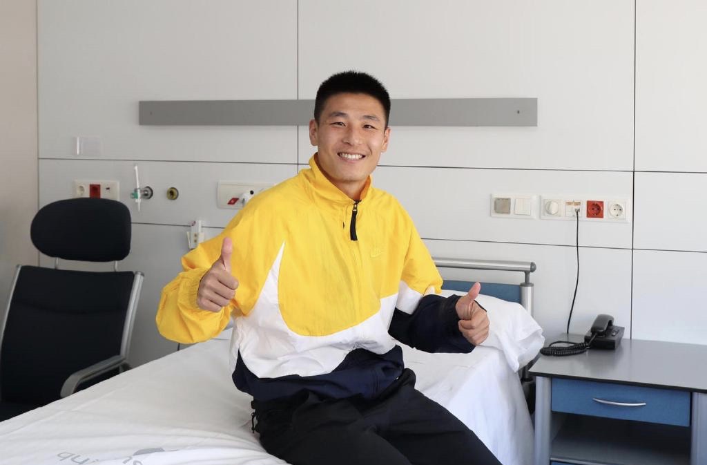 武磊感谢恩师,武磊感动中国