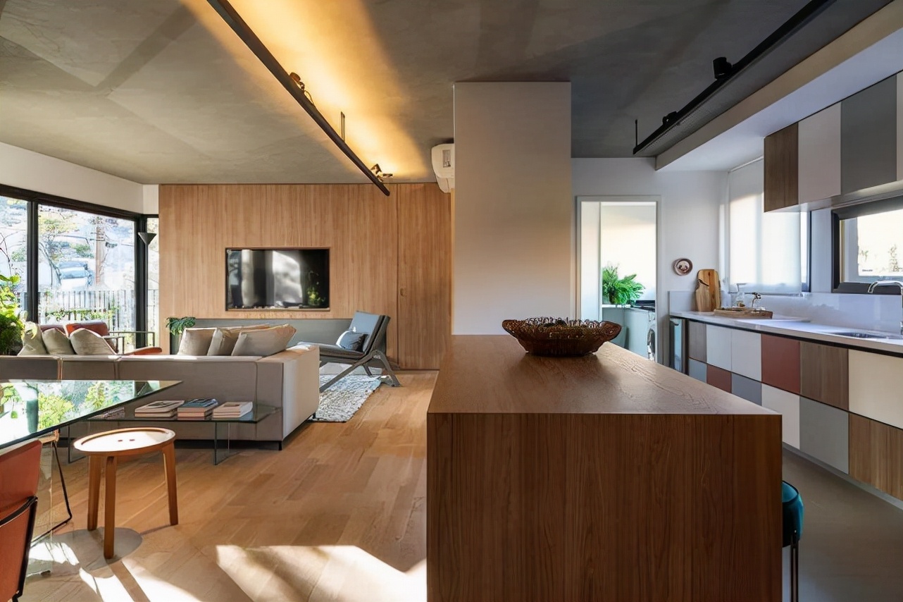 住一楼不好那是你没看120㎡三居室，将整面落地窗引光入室