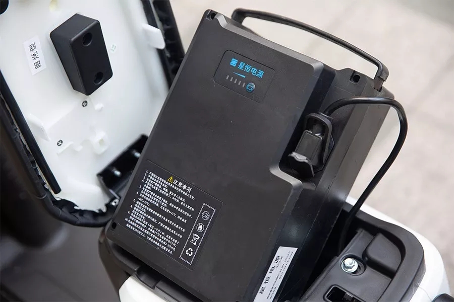 电动车充电器风扇噪音大怎么加油,电动充电器噪音有多少分贝