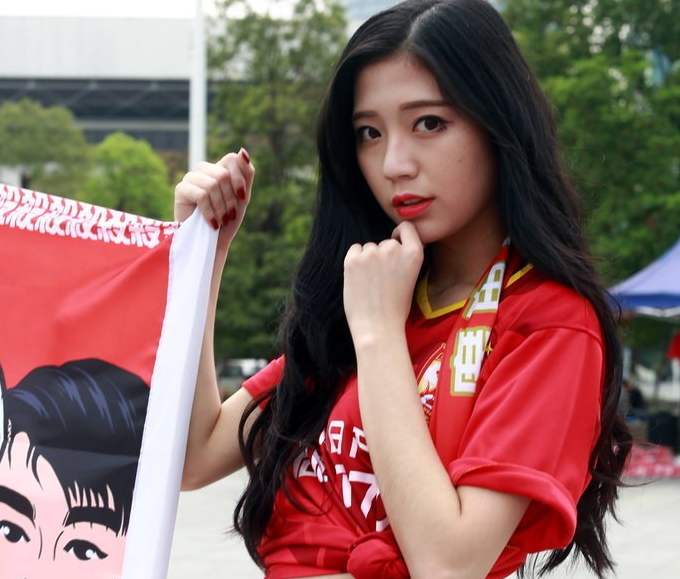 郑智成为恒大新掌舵人,广州恒大老队长郑智怎样