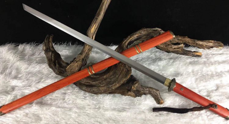 削铁如泥的刀存在吗,削铁如泥的菜刀是真的么