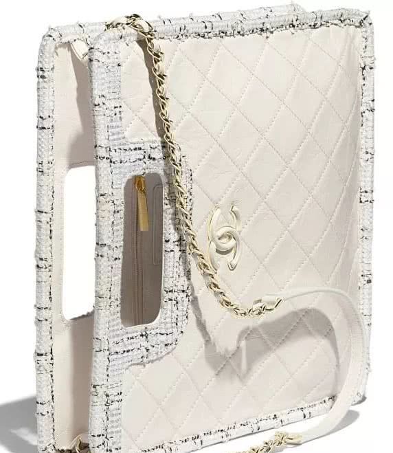 追了《爱的迫降》这么久,我终于看到一只想买的包了