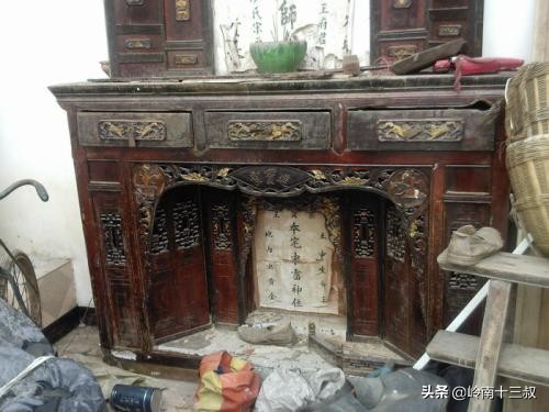 十三叔谈下广西各族各地住房的布局、配置,神龛与火塘的方位等