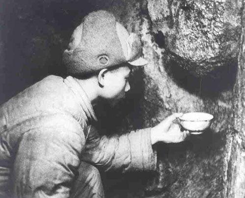 每秒100炮弹,每秒200发的炮弹