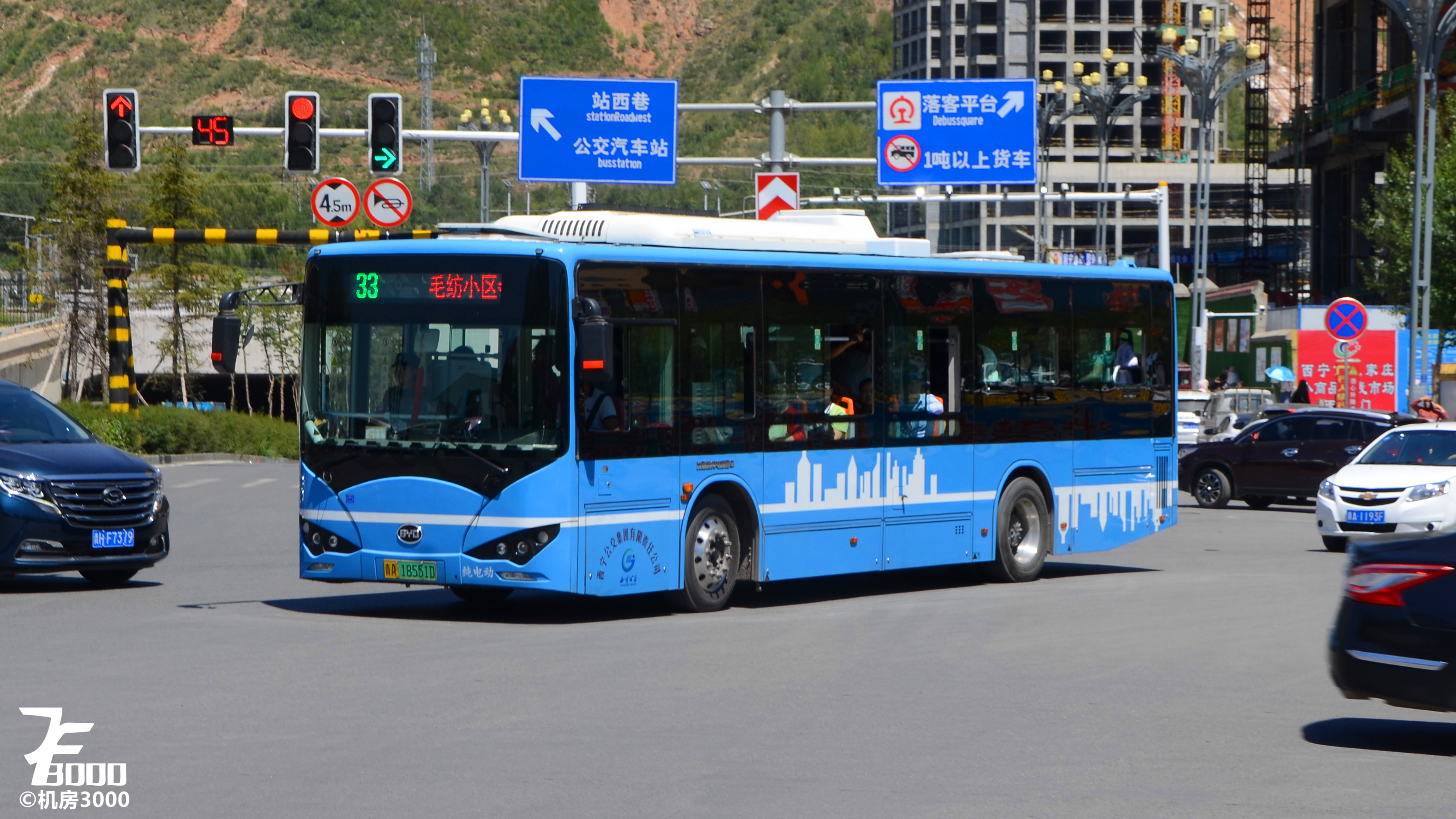 机房的渣评0西宁公交比亚迪BYD6100LEGV3