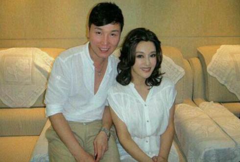 刘晓庆三段婚姻之路,刘晓庆到底有几段婚姻啊