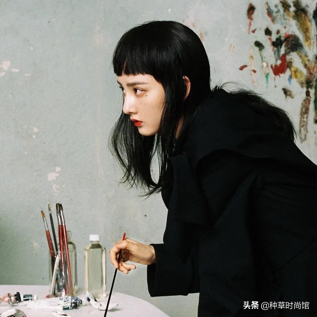 6-8岁女孩脸小剪短发什么头型好看,剪短发显脸小减龄发型