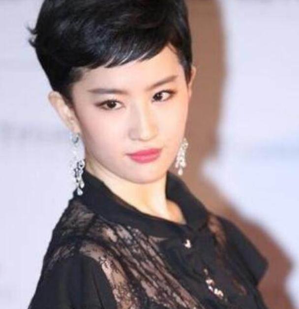 宋祖儿佟丽娅造型,佟丽娅和宋祖儿同款短发