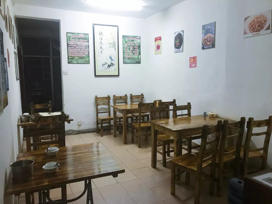 推荐一下长沙适合一个人吃的馆子,长沙湘菜馆推荐袁家岭