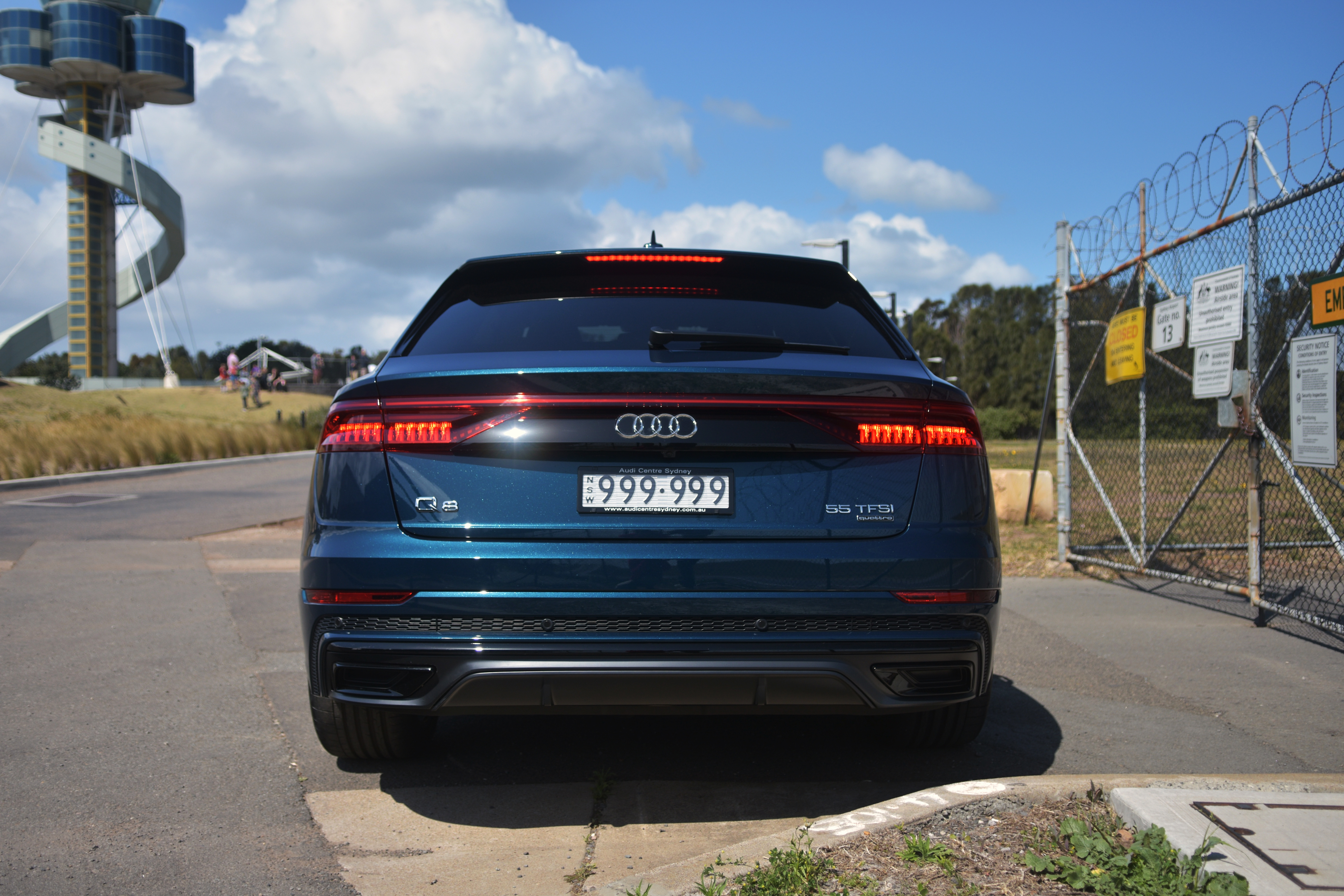 奥迪q8名场面,奥迪q855tfsi价格多少钱