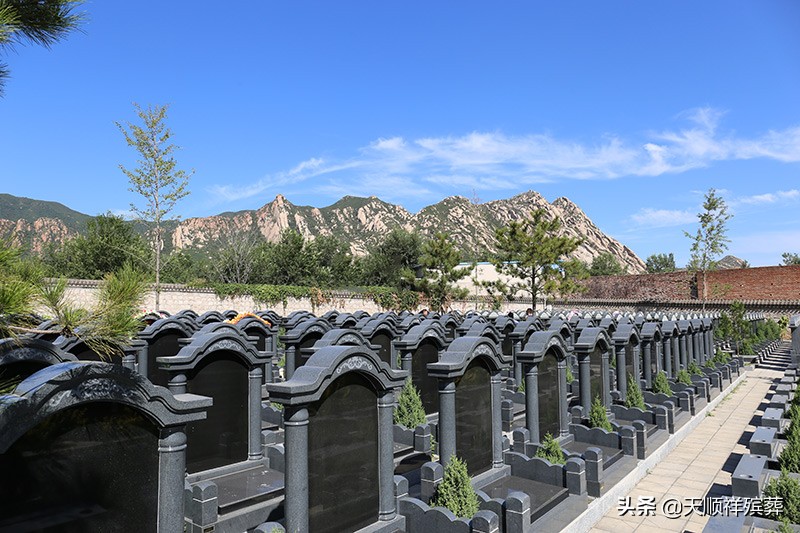 现在买墓地要多少钱,墓地的价格一般多少钱