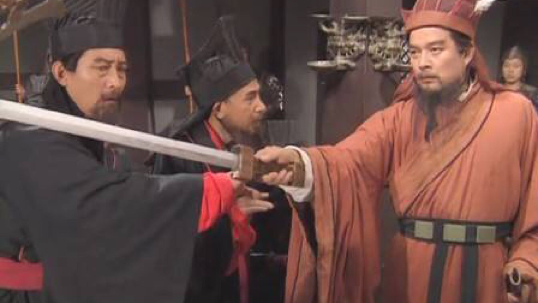 豪强成了东汉的掘墓人,东汉掘墓人