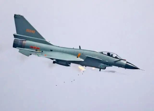 后浪更比前浪强辩论稿800字,后浪打败前浪