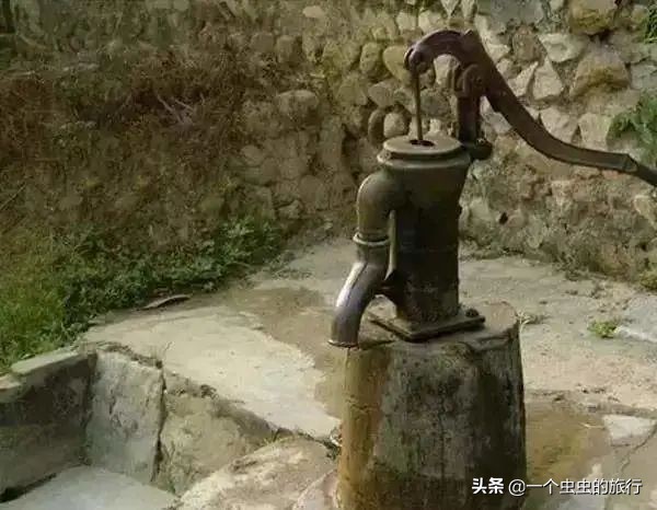 液态淡水占地球总水源百分之几,自然界的地下水有淡水和咸水