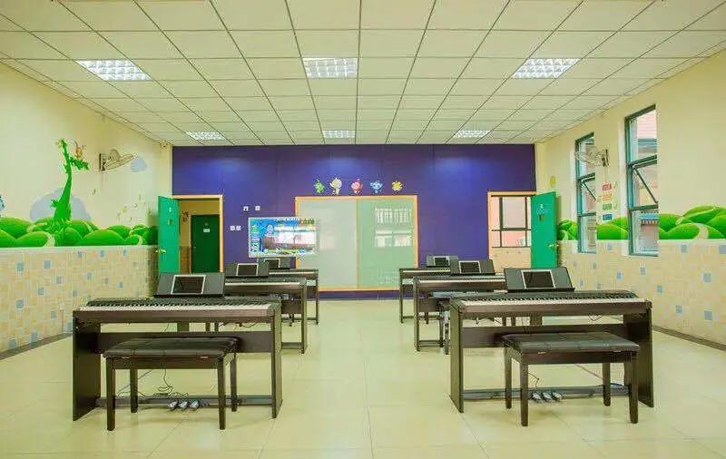 爱与美食不可辜负之繁忙蜜蜂幼儿园、超高的性价比、乐园式环境！