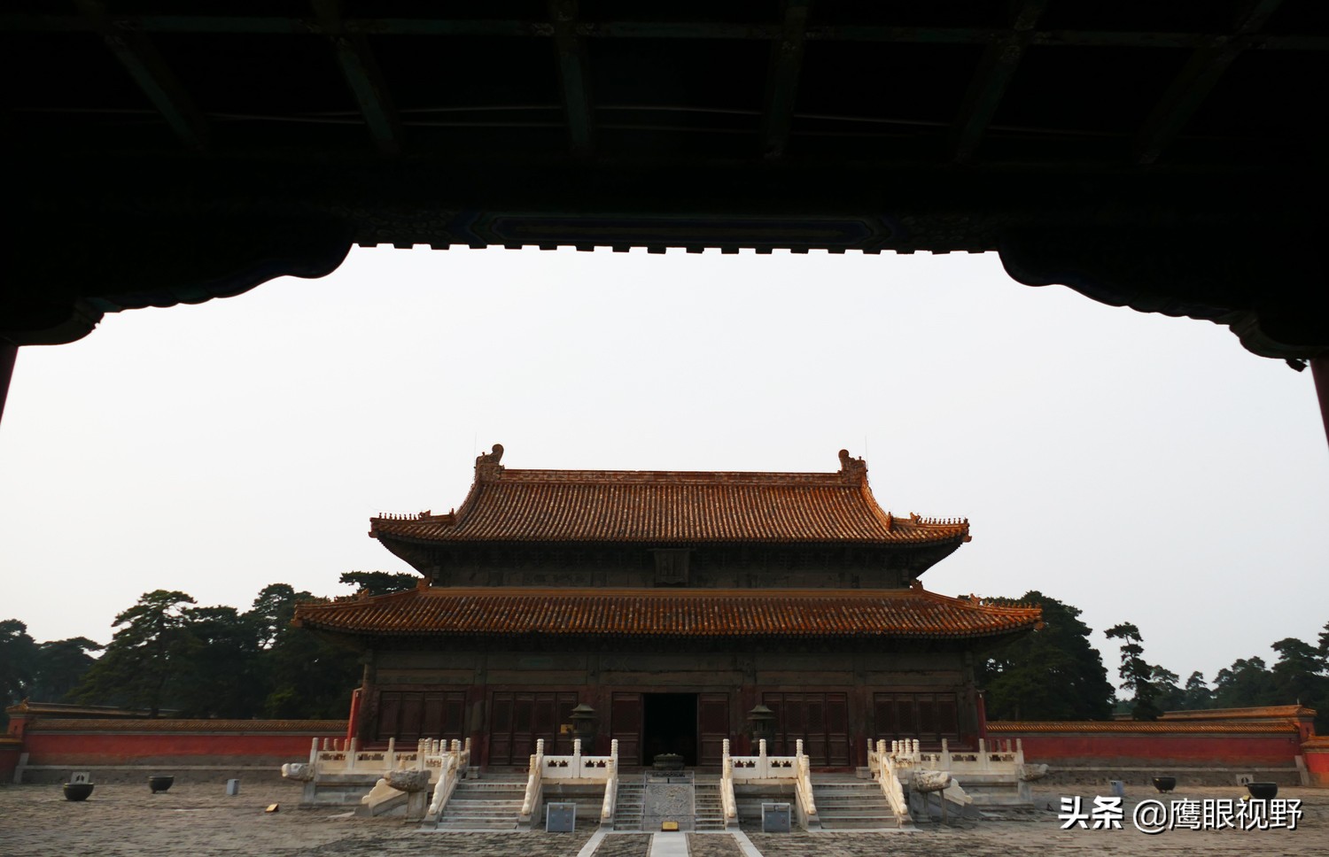 清朝皇帝为什么有清西陵和清东陵,清朝为什么选址清东陵