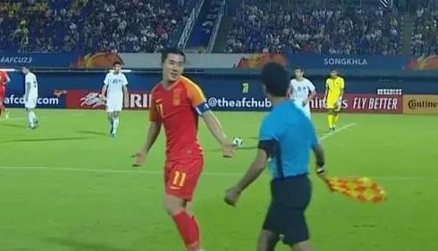 国奥奇葩战术集锦,国奥业余角球失误