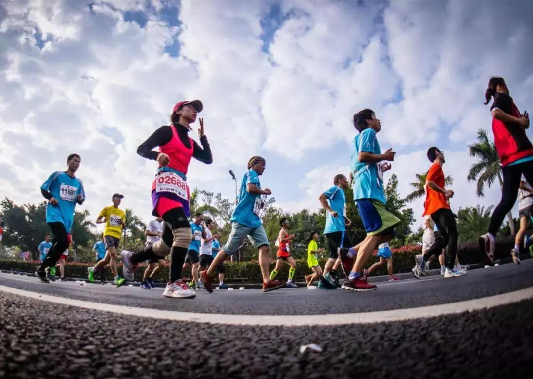 跑步大腿疼和小腿疼有什么区别,跑步之后脚跟疼怎么回事