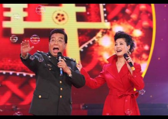 1990年，24岁梦鸽嫁给51岁李双江，如今他们幸福吗？