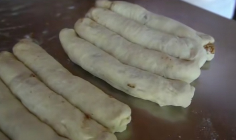 陕西大哥卖锅贴26年,陕西锅贴