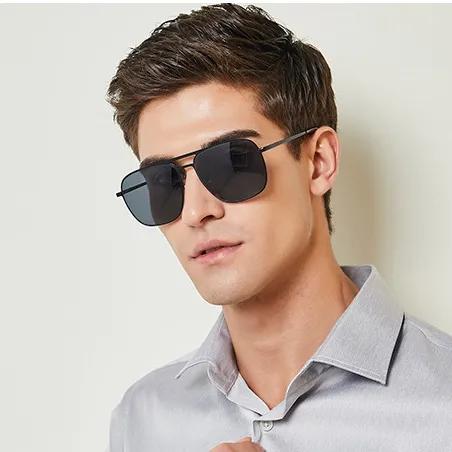 眼镜变墨镜好用吗,眼镜遇光变墨镜无框