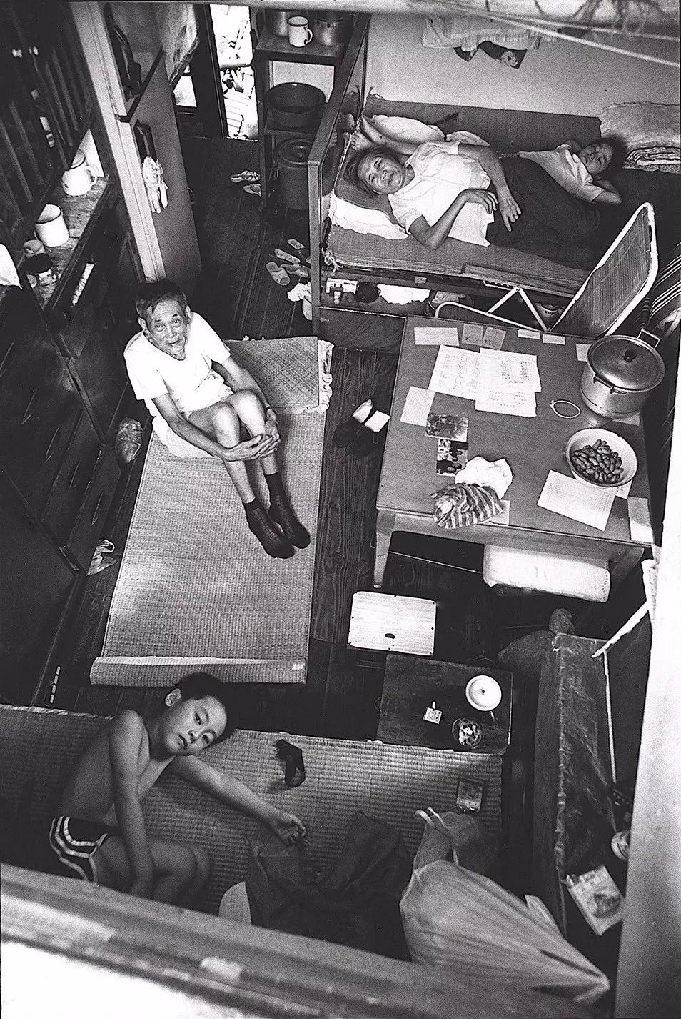 上海蜗居年代的真实故事,上海老蜗居照片