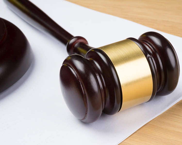 申晨间｜朋友圈“内部价”卖AJ、Yeezy潮鞋？“先付款再发货”骗了多名学生